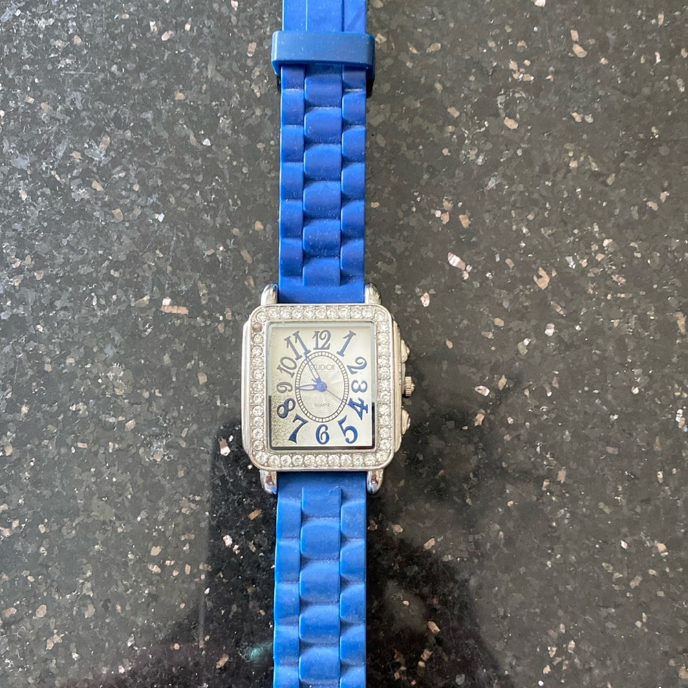 Brand New studio watch